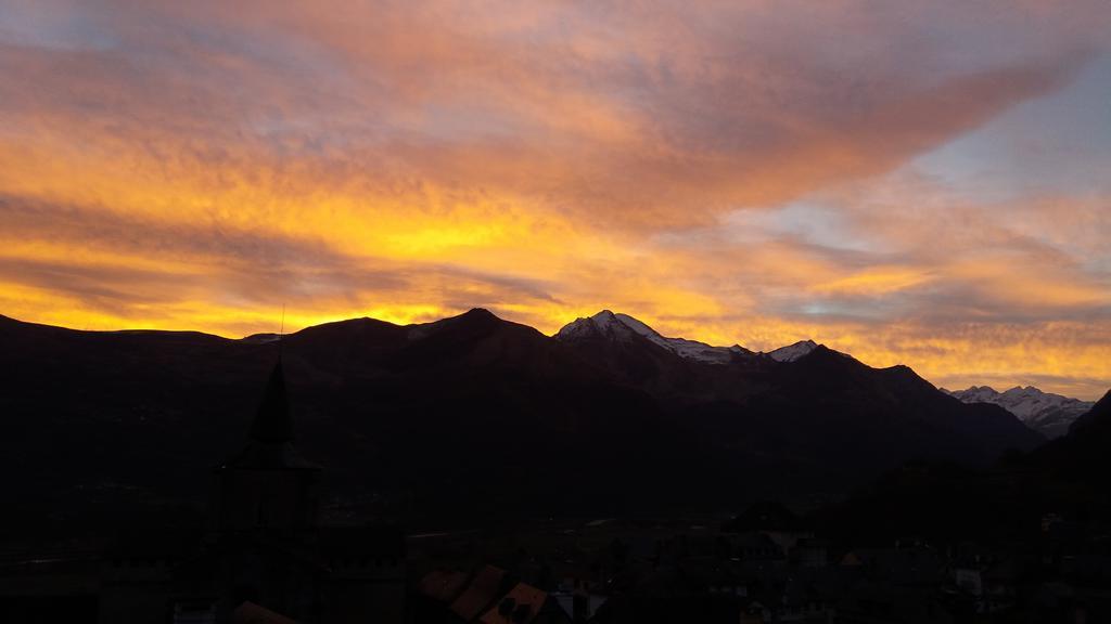 Les Rochers Saint-Savin  Bagian luar foto